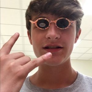 Meet your Posher, Ian